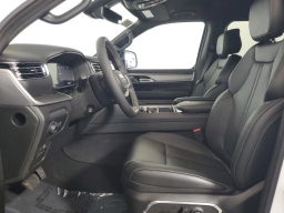 Jeep Grand Wagoneer 4x2 2026