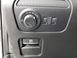 Jeep Grand Wagoneer 4x2 2026