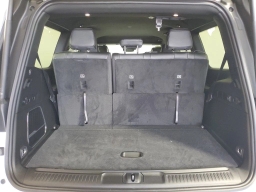 Jeep Grand Wagoneer 4x2 2026