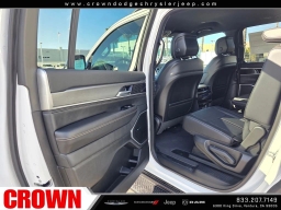 Jeep Grand Wagoneer 4x2 2026