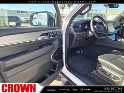 Jeep Grand Wagoneer 4x2 2026