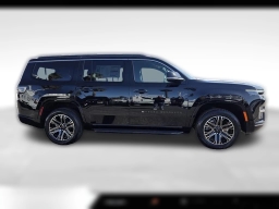 Jeep Grand Wagoneer 4x2 2026