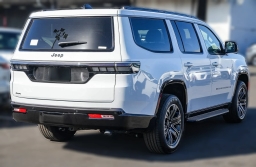 Jeep Grand Wagoneer 4x4 2026