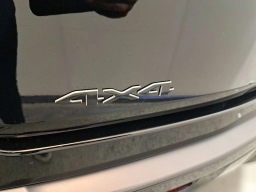 Jeep Grand Wagoneer Upland 4x4 2026