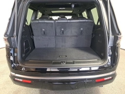 Jeep Grand Wagoneer Upland 4x4 2026