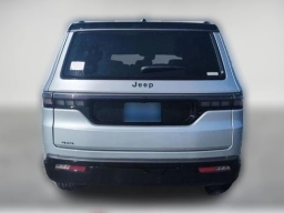 Jeep Grand Wagoneer Upland 4x4 2026