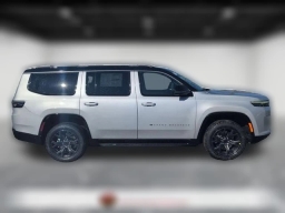 Jeep Grand Wagoneer Upland 4x4 2026