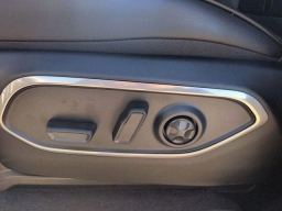 Jeep Grand Wagoneer Upland 4x4 2026