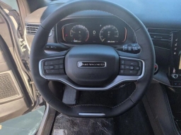 Jeep Grand Wagoneer Upland 4x4 2026