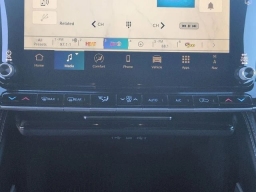 Jeep Grand Wagoneer Upland 4x4 2026