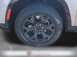 Jeep Grand Wagoneer Upland 4x4 2026