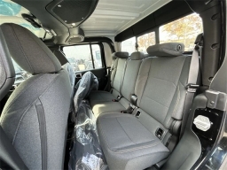 Jeep Gladiator Sport 4x4 2026