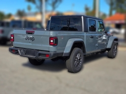 Jeep Gladiator Sport S 4x4 2026
