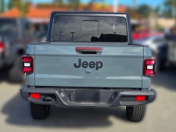 Jeep Gladiator Sport S 4x4 2026