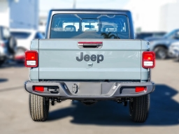 Jeep Gladiator Sport 4x4 2026