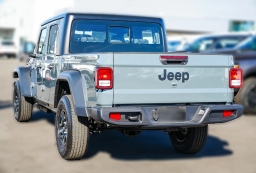 Jeep Gladiator Sport 4x4 2026