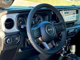 Jeep Gladiator Willys 4x4 2026