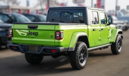 Jeep Gladiator Willys 4x4 2026