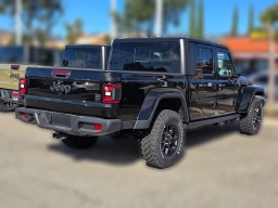 Jeep Gladiator Willys 4x4 2026
