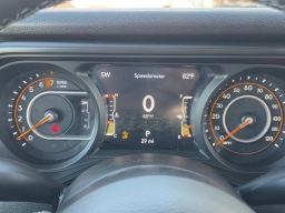 Jeep Gladiator Willys 4x4 2026