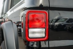 Jeep Gladiator Sport 4x4 2026