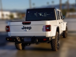 Jeep Gladiator Willys 4x4 2026