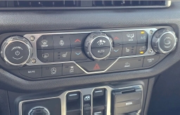 Jeep Gladiator Willys 4x4 2026