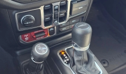 Jeep Gladiator Willys 4x4 2026