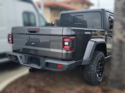 Jeep Gladiator Willys 4x4 2026