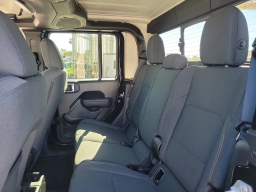 Jeep Gladiator Sport S 4x4 2026