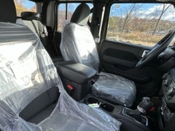 Jeep Gladiator Sport 4x4 2026