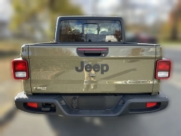 Jeep Gladiator Sport 4x4 2026