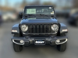 Jeep Gladiator Sport 4x4 2026