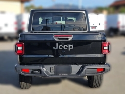 Jeep Gladiator Sport S 4x4 2026