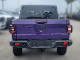 Jeep Gladiator Willys 4x4 2026