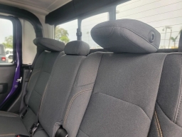 Jeep Gladiator Willys 4x4 2026