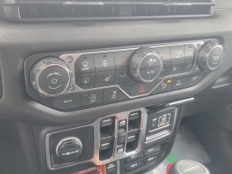 Jeep Gladiator Willys 4x4 2026