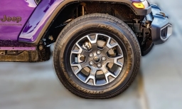 Jeep Gladiator Sahara 4x4 2026