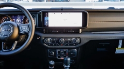 Jeep Gladiator Sahara 4x4 2026