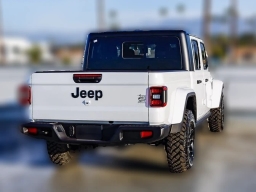 Jeep Gladiator Willys 4x4 2026