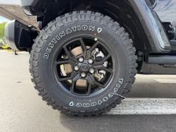 Jeep Gladiator Willys 4x4 2026