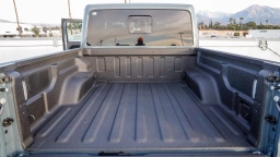 Jeep Gladiator Sport S 4x4 2026