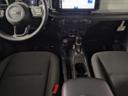 Jeep Gladiator Sport 4x4 2026