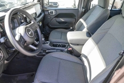 Jeep Gladiator Sport 4x4 2026
