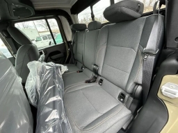 Jeep Gladiator Willys 4x4 2026