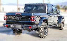 Jeep Gladiator Willys 4x4 2026