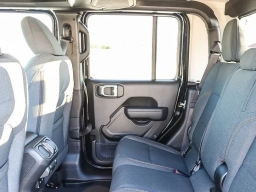 Jeep Gladiator Willys 4x4 2026