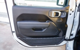 Jeep Gladiator Willys 4x4 2026