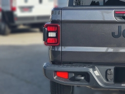 Jeep Gladiator Sport S 4x4 2026