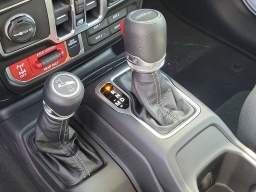 Jeep Gladiator Willys 4x4 2026